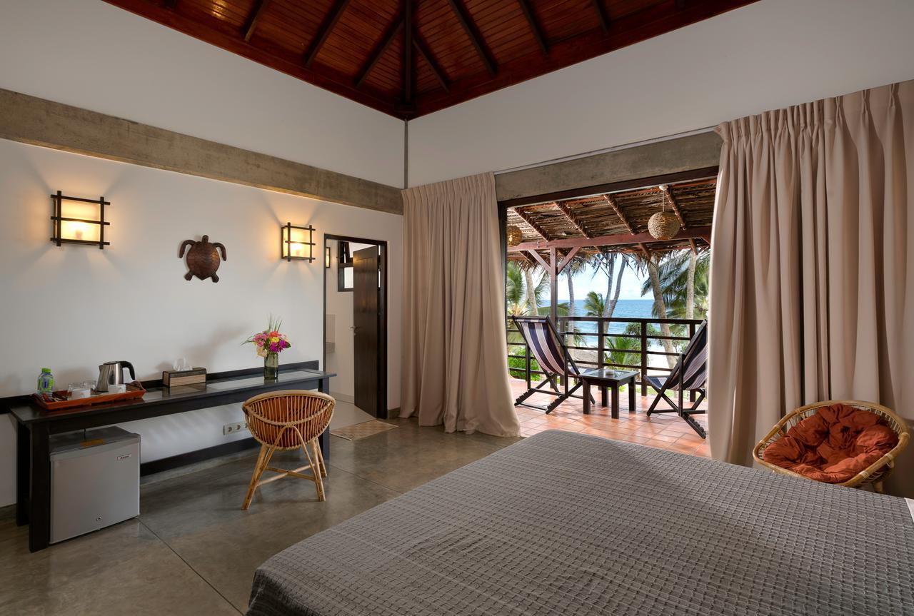 Seven Turtles Hotel Tangalle Exterior foto