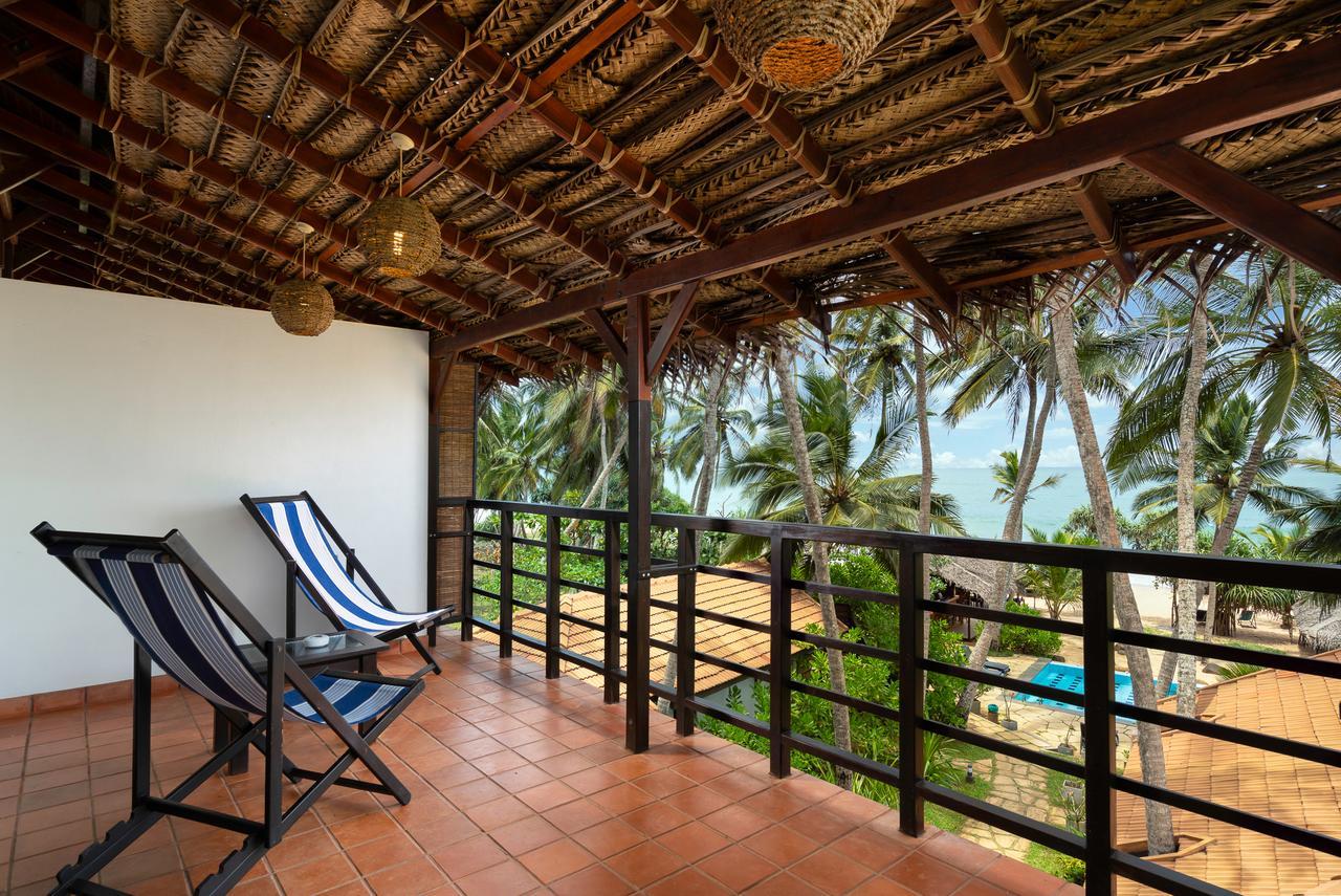 Seven Turtles Hotel Tangalle Exterior foto