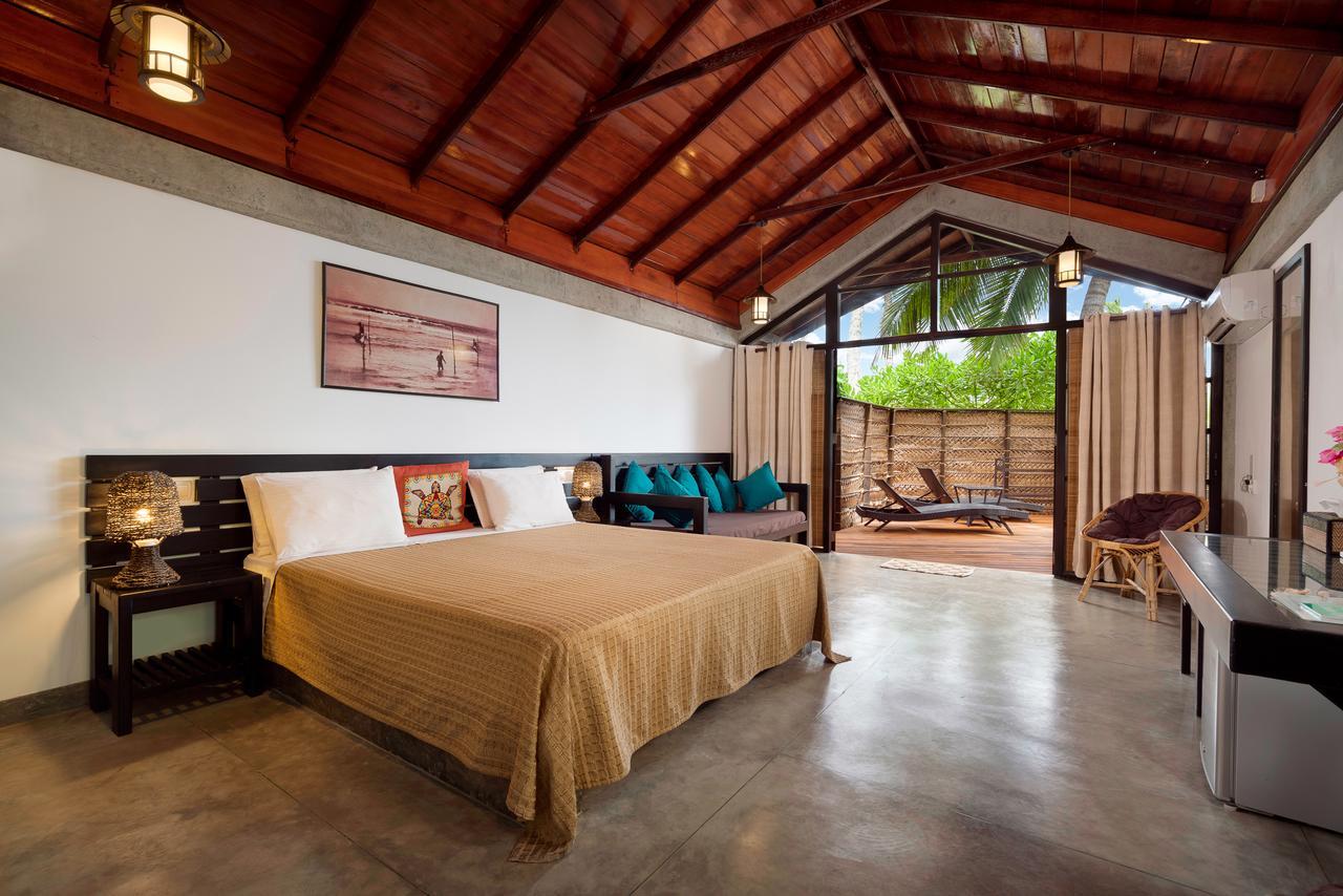 Seven Turtles Hotel Tangalle Exterior foto