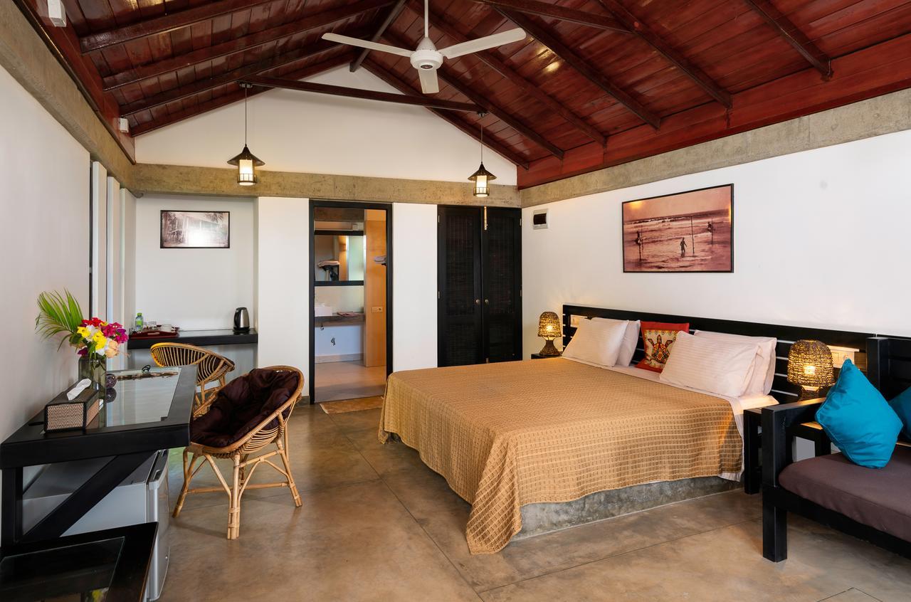 Seven Turtles Hotel Tangalle Exterior foto